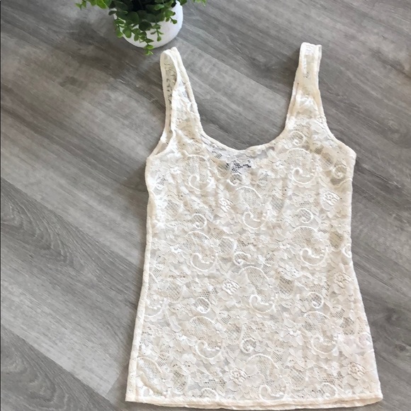 SOLD White Aritzia Lace Top - Picture 1 of 1